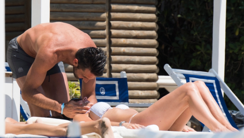 Ζωάρα με Ιλάρια ο Μπουφόν (pics)