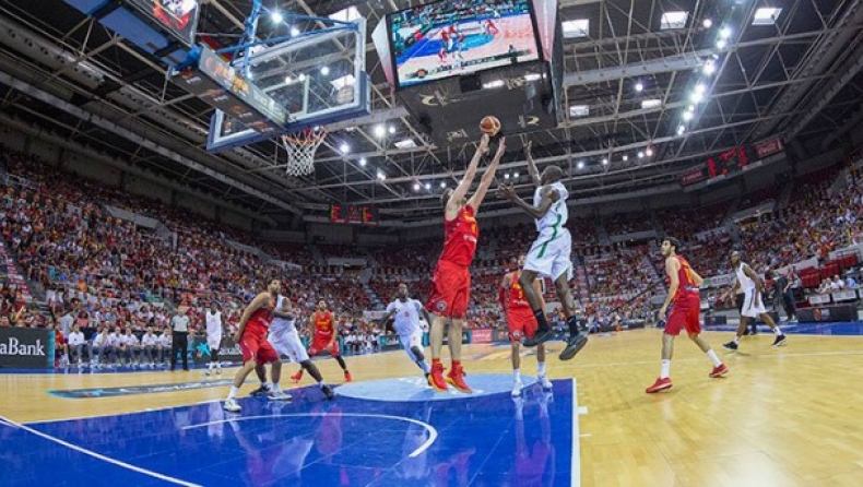 Ισπανία - Ακτή Ελεφαντοστού 100-61