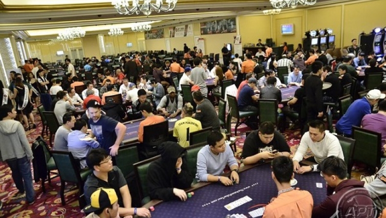 Είναι αποτελεσματική η καθυστερημένη εγγραφή σε ένα τουρνουά πόκερ;