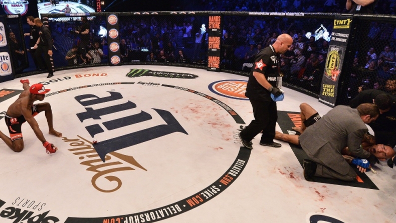 Τον έβγαλε νοκ-άουτ και... τον έπιασε στην Pokeball! (vid)