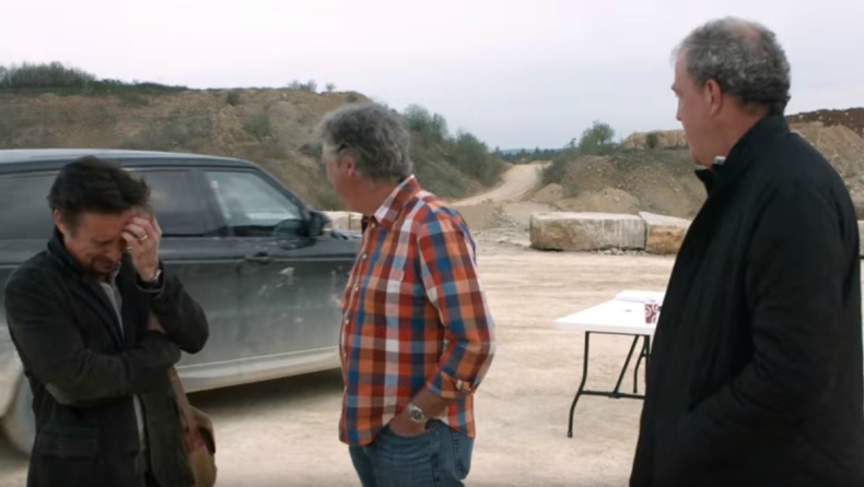 Ποιοι καταστρέφουν ένα Range Rover και... γελάνε; (video)