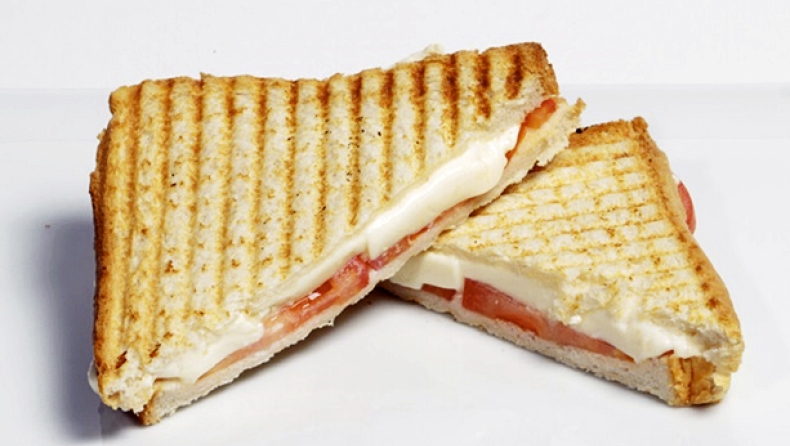 Τέλος τα τσάμπα τοστ στο Μέγαρο Μαξίμου!