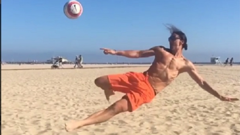 Ζλάταν είσαι, ακόμα και στην άμμο! (vid)