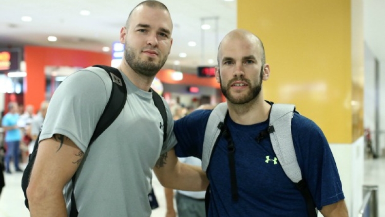 Έφτασαν οι Νικ και Πατ Καλάθης (pics)