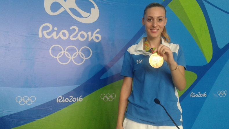 Η χρυσή Ολυμπιονίκης Αννα Κορακάκη στο gTV