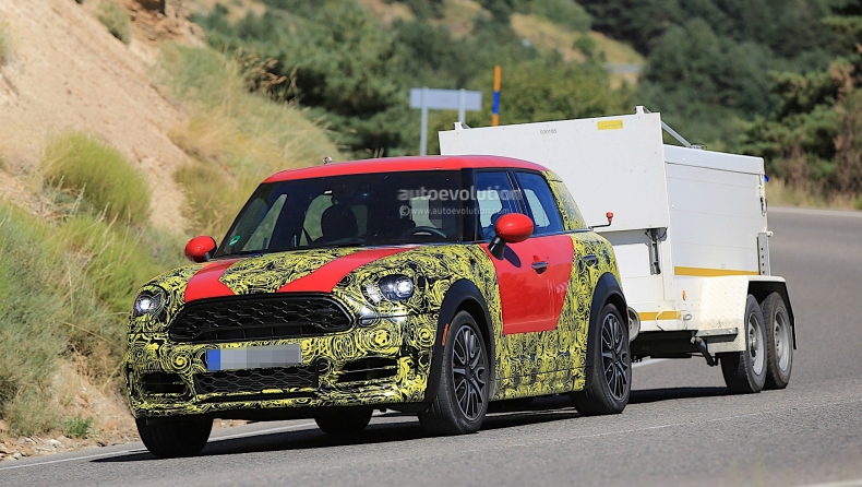 Το MINI Countryman τραβάει «ζόρια»