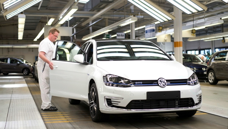 Αναστέλλεται η παραγωγή του Volkswagen Golf