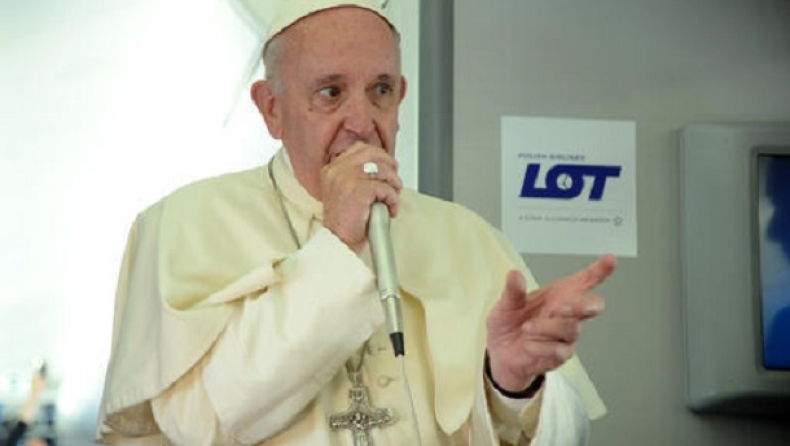 Ο Πάπας Φραγκίσκος ψηφίζει Μέσι!