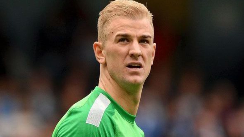 Kατέβασαν το πανό με τον αρχηγό Χαρτ!