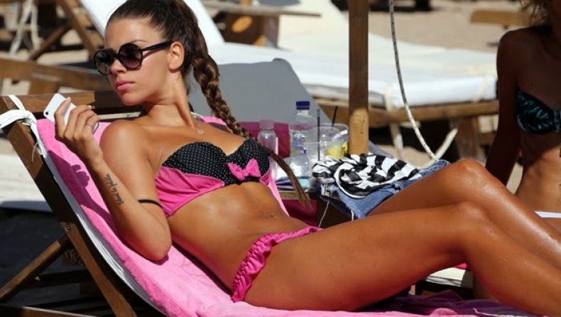 Η Ηρώ Λεγάκη και το sexy καλοκαίρι της! (pics)
