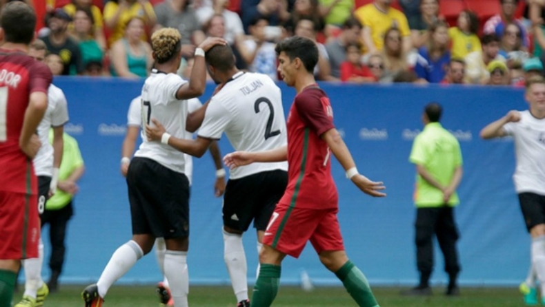 Για Τρίτη η άφιξη Μάρτινς