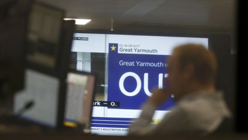 Μεγάλες τράπεζες εγκαταλείπουν το Λονδίνο μετά το Brexit