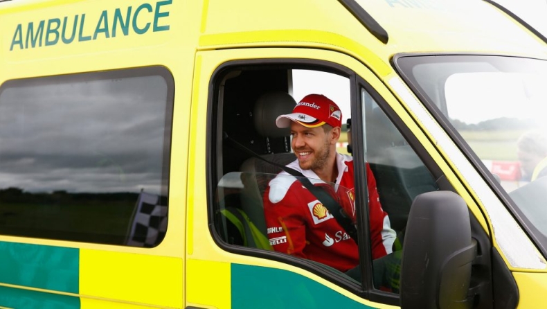 Το πιο γρήγορο ασθενοφόρο το οδηγεί ο Φέτελ (video)