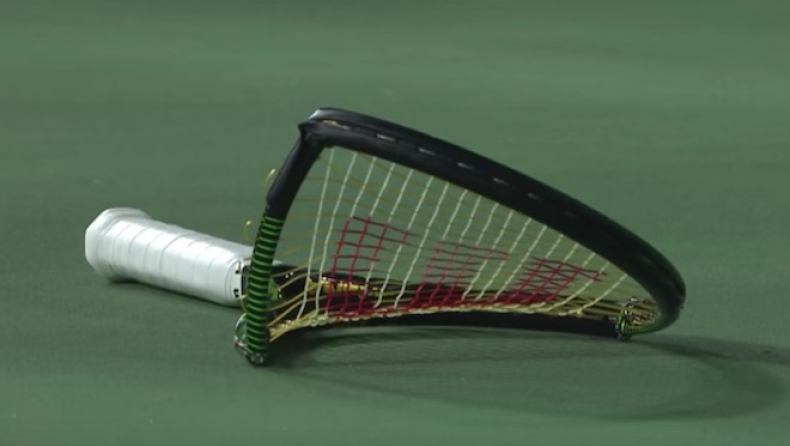 H Σερένα έκανε το πιο σιωπηλό σπάσιμο ρακέτας ever (vid)