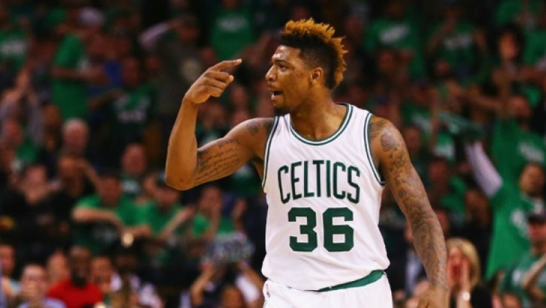 Μαλλί «τσουρέκι» έφτιαξε ο Σμαρτ (vid)