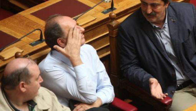 Ο Φίλης στηρίζει Πολάκη: «Εμένα με λένε χοντρό και απαίδευτο»