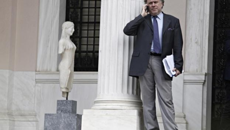 Πόρισμα–«φωτιά» για ομαδικές απολύσεις και κατώτατο μισθό