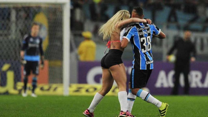 Sexy εισβολή στην Βραζιλία! (vid&pics)