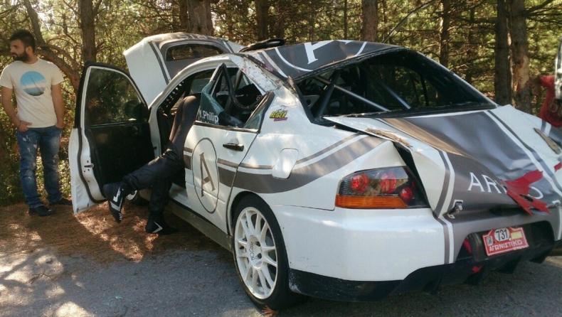 Τραγικό δυστύχημα στο Ράλλυ ΔΕΘ, ο αγώνας διακόπηκε! (Upd)