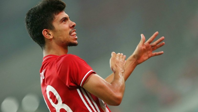 Προβάδισμα στην... τριάδα Μιλιβόγεβιτς, Μάρτινς και Μάριν