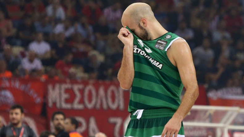 Κι όμως, ο Καλάθης προσπαθεί πολύ