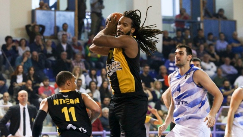 Ίωση ο Φόλκερ, εκτός με Τρίκαλα