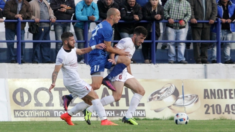 Υποδοχή με καπνογόνα και συνθήματα στην Προοδευτική! (vid)