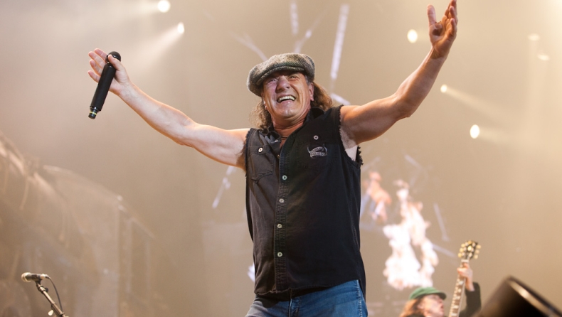 Χρόνια πολλά τεράστιε Brian Johnson (vids)