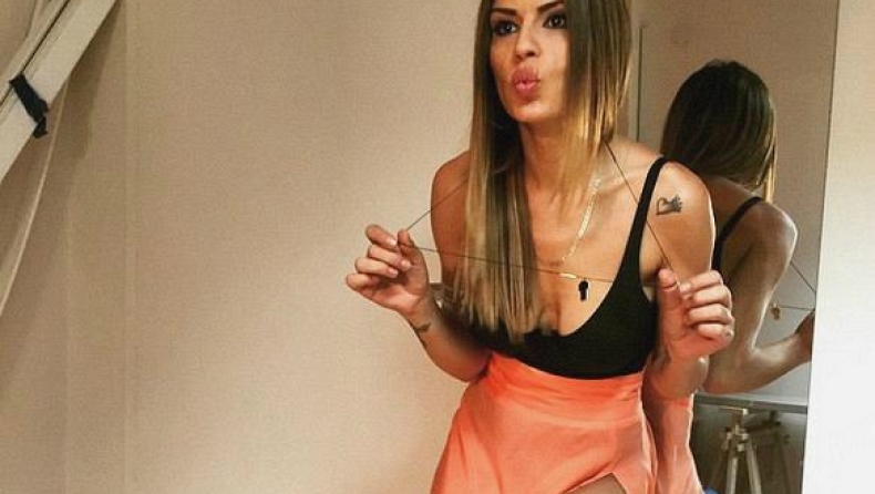 Η Χριστίνα Κολέτσα έχει τρομερά πόδια! (pics)