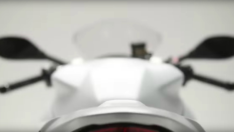 Μια μικρή δόση από την Ducati 939 SuperSport (video)