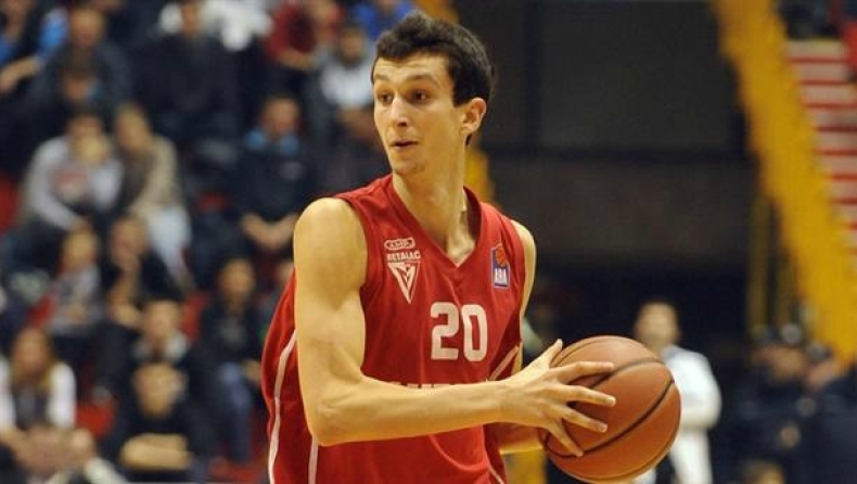 Πήρε Ρακίσεβιτς ο Ερυθρός Αστέρας