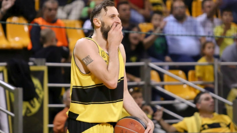 Βίκα, πάρε δύο voltaren και μπες στο γήπεδο!