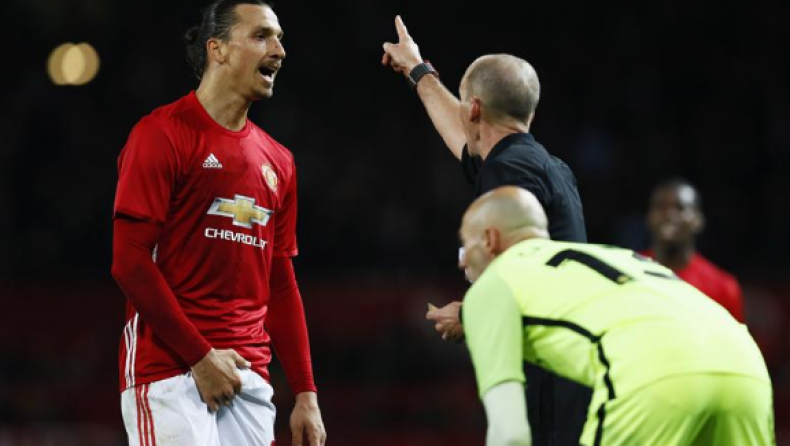 Τα... έδειξε ο Ζλάταν (vid)