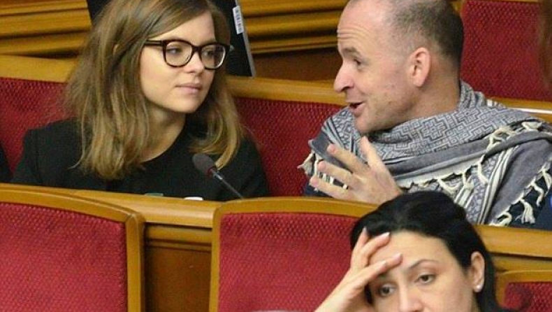 Ουκρανή υπουργός σε πορνογραφικές φωτογραφίες! (pics)