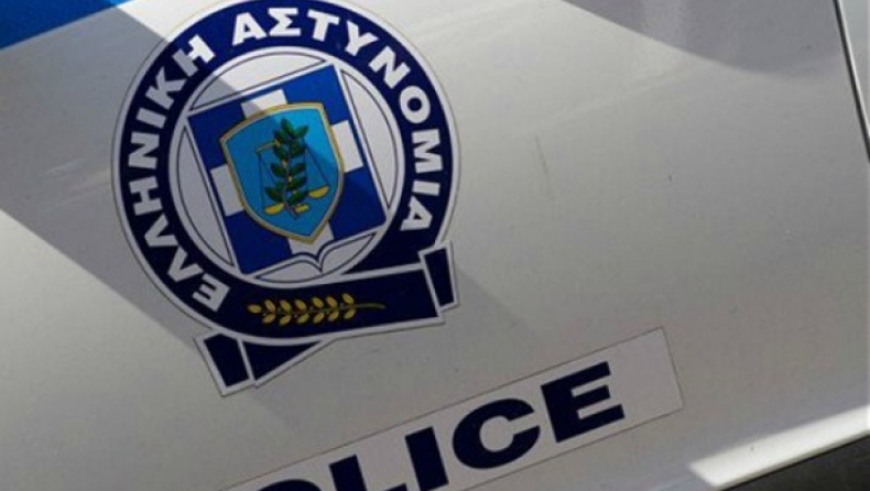 Επίθεση αγνώστων με πέτρες στο αστυνομικό τμήμα Πατησίων