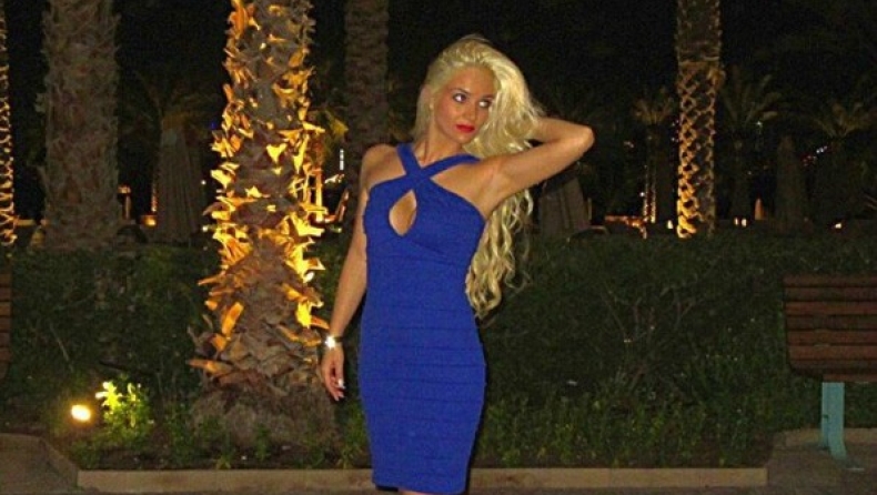 Η πρώην γυναίκα του Ζέκα μας... έφτιαξε την μέρα! (pics)