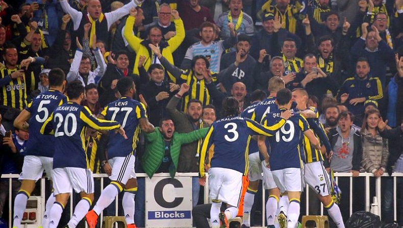 Τσίμπησε και δεύτερη γκολάρα η Μάντσεστερ! (vid)