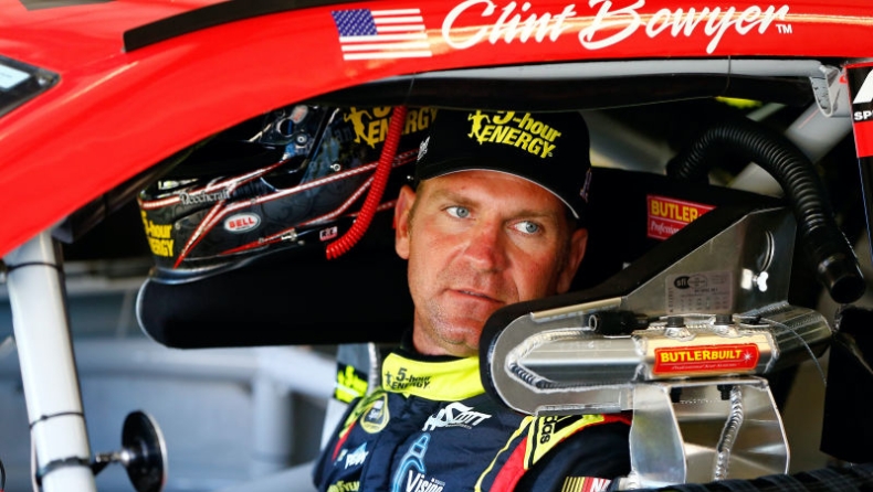 Οδηγός του NASCAR πλήρωσε 2,2 εκ. δολάρια για χρέη της ομάδας