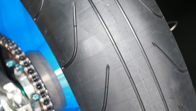 Να μείνουν ή να φύγουν;