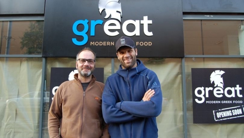 Το διακόσμησε και... περιμένει κόσμο στο εστιατόριο ο Dimi! (pic)