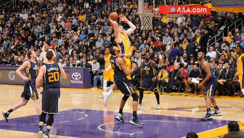 Ο Μοζγκόφ αστόχησε... ξανά σε κάρφωμα! (vids)