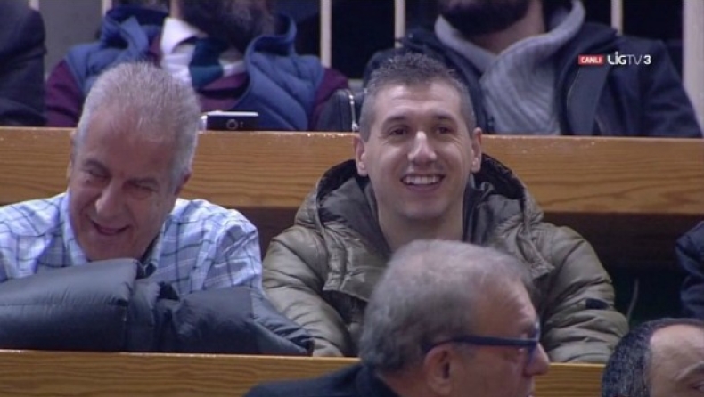 Κι ο Διαμαντίδης στο ΟΑΚΑ για Ζοτς!