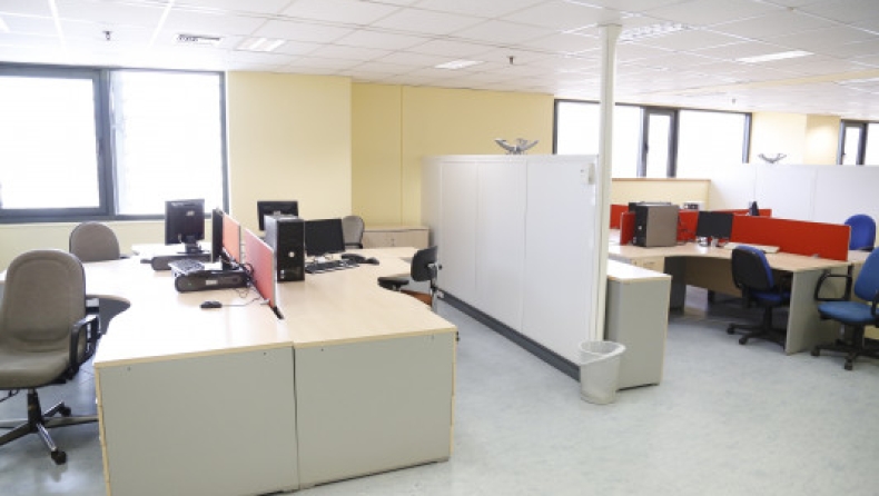 Οι νέοι μισθοί στο δημόσιο: Μειώσεις και αυξήσεις