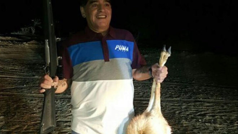 Κράξιμο στον... κυνηγό Ντιέγκο!