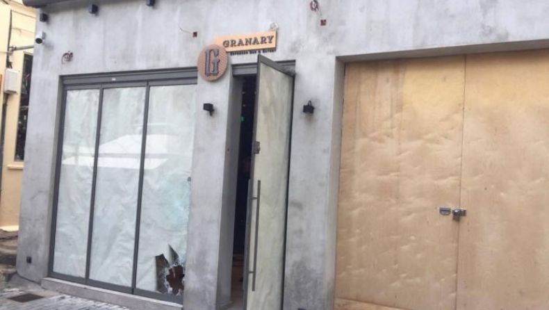 Ένα κιλό δυναμίτη πέταξαν σε καφετέρια στην Κρήτη! (vid)