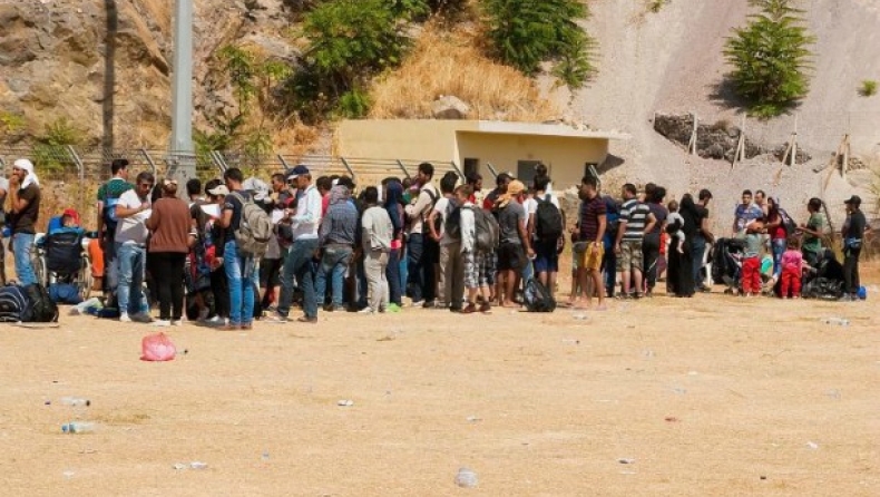 Σε οριακό σημείο η διαχείριση του προσφυγικού στη Λέσβο