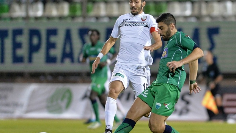 Κανονικά οι Καλτσάς, Μαχαίρας