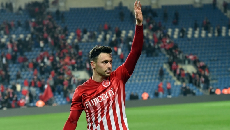 Έρχεται παρά τα εμπόδια ο Άλτμαν