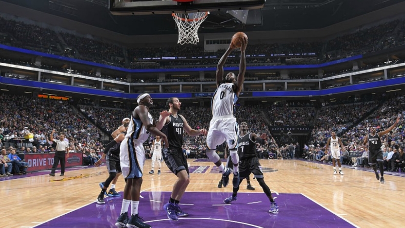 «Πέταξε» για το κάρφωμα ο Γκριν! (vid)