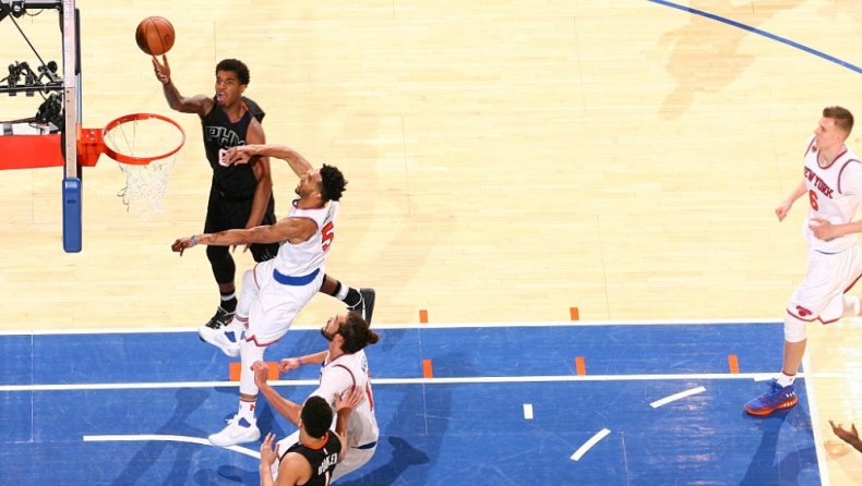 Alley-oop κάρφωμα του Κρις ανάμεσα σε Πορζίνγκις και Νοά! (vid)